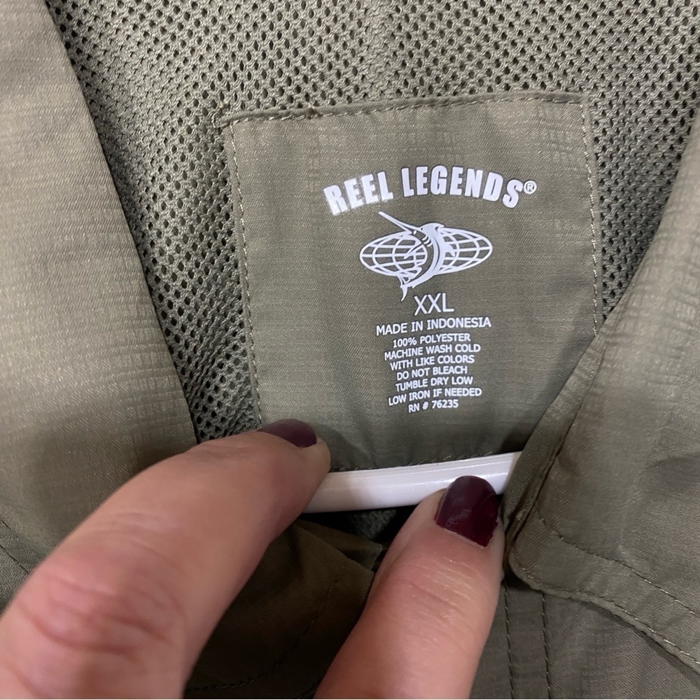 Reel Legends Performance Vented Button Up Fishing… - image 5